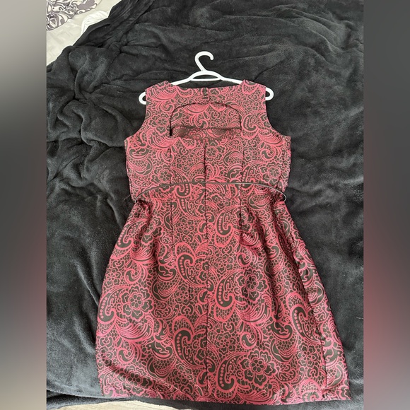 Suzy Shier mid length formal dress - Picture 2 of 2